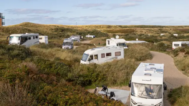 Kogerstrand campers shutterstock 2225057539