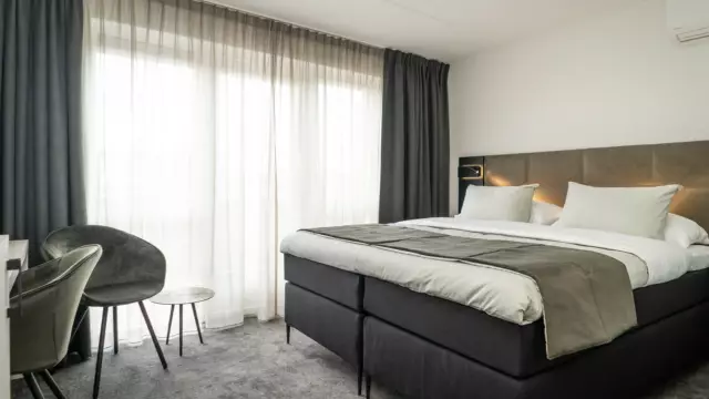 Hotel Kogerstaete kamer Deluxe plus VVV Texel