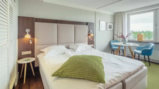 Tweepersoonskamer van Hotel Opduin VVV Texel