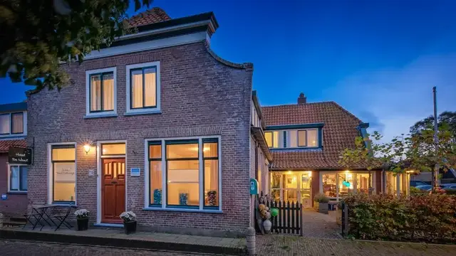 Hotel De Waal