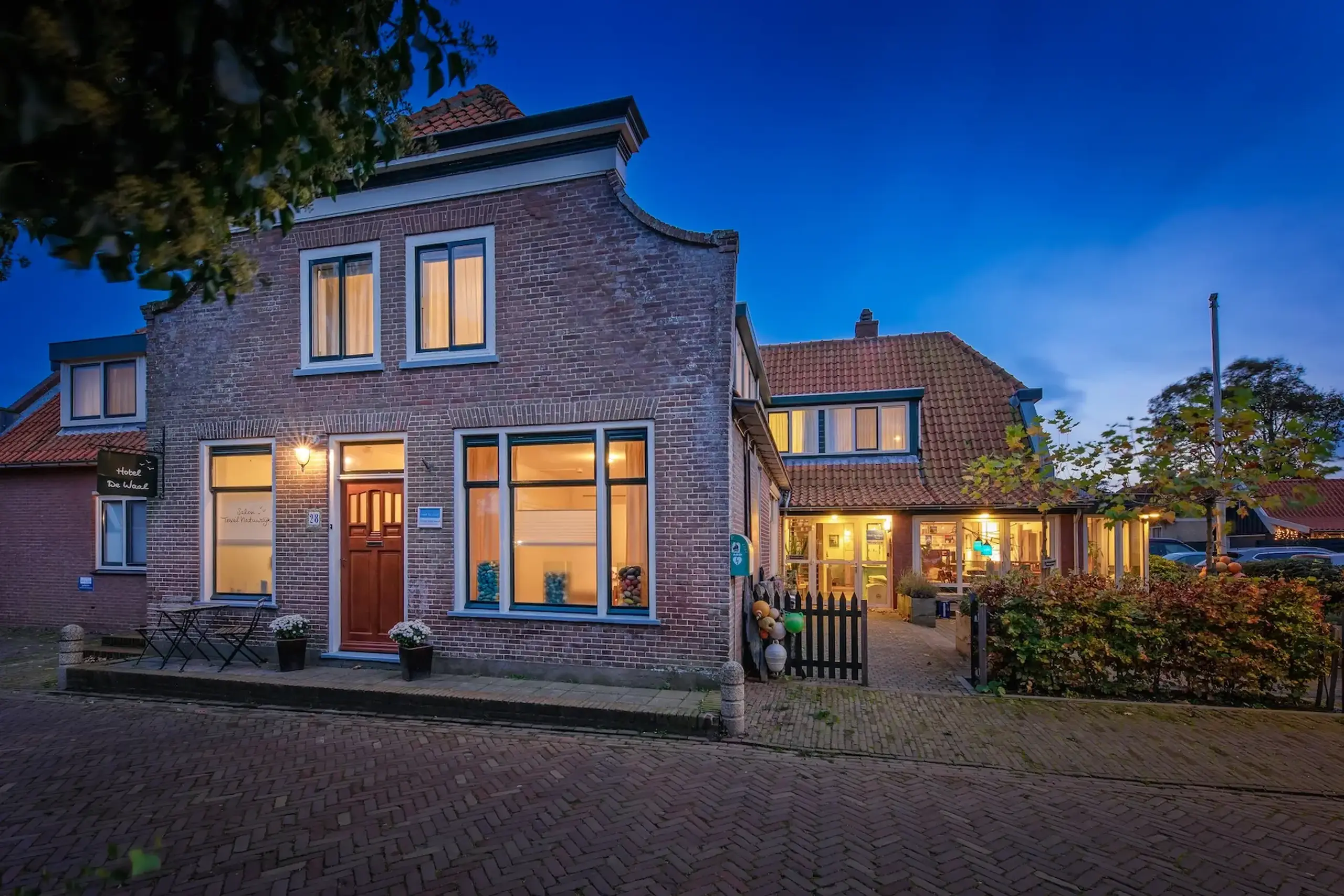 Hotel De Waal