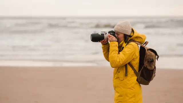 Fotograaf shutterstock 2381938737 2