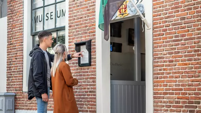 Oudheidkamer in Den Burg bezoeken VVV Texel