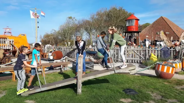 Speeltuin van Maritiem en Juttersmuseum Flora