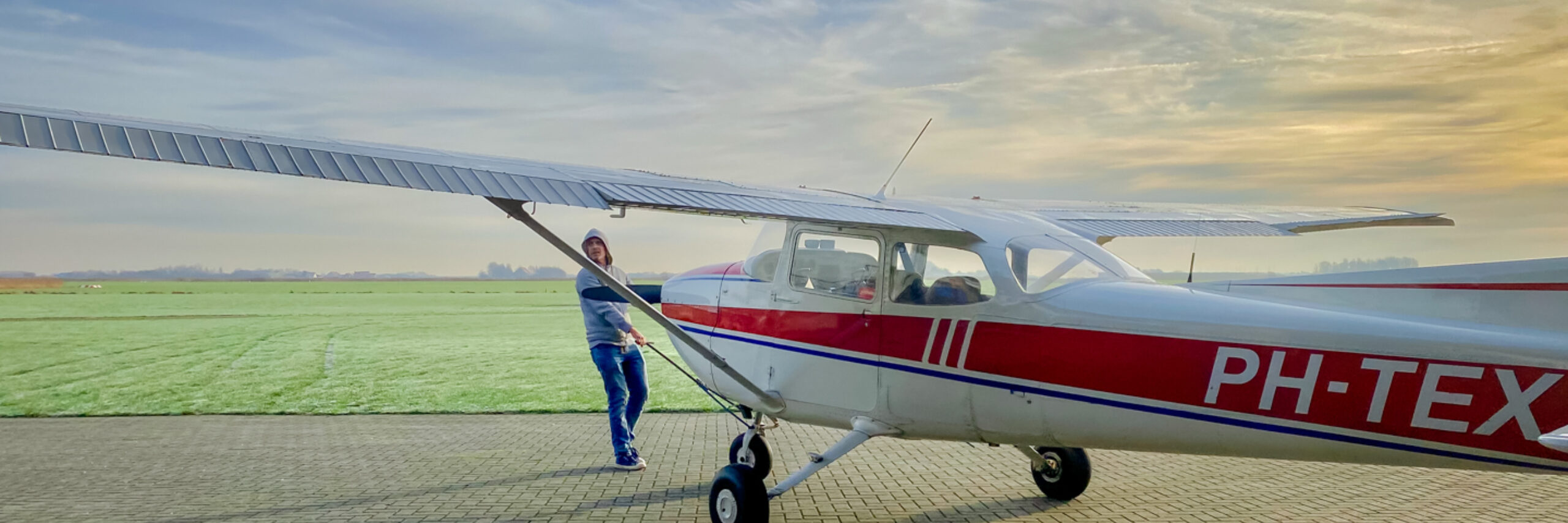 Vliegtuig Tessel Air