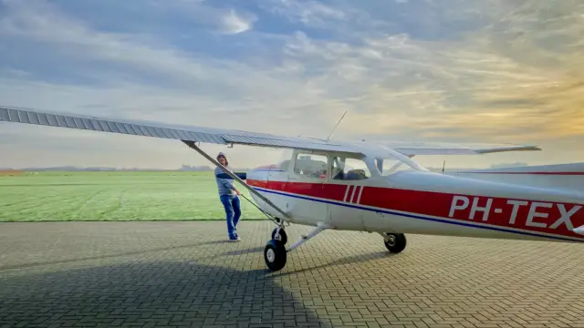 Vliegtuig Tessel Air