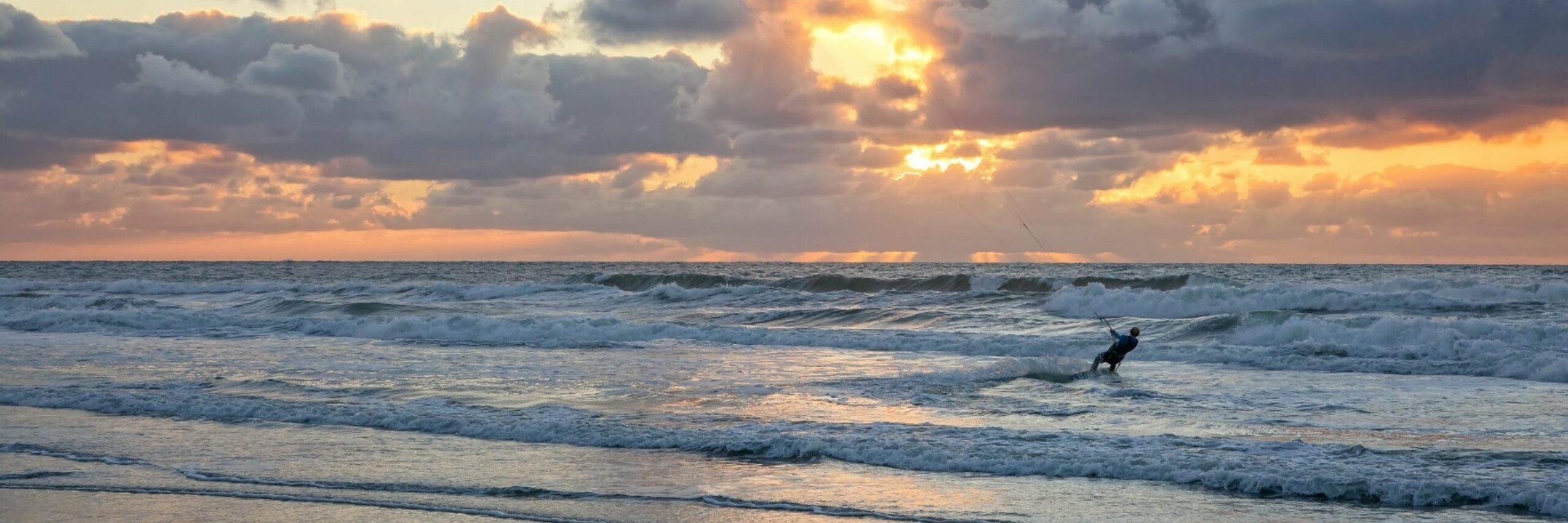 Kitesurfen op de Noordzee