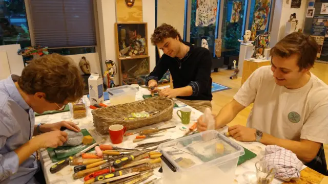 Workshop beeldhouwen door Door Dogger