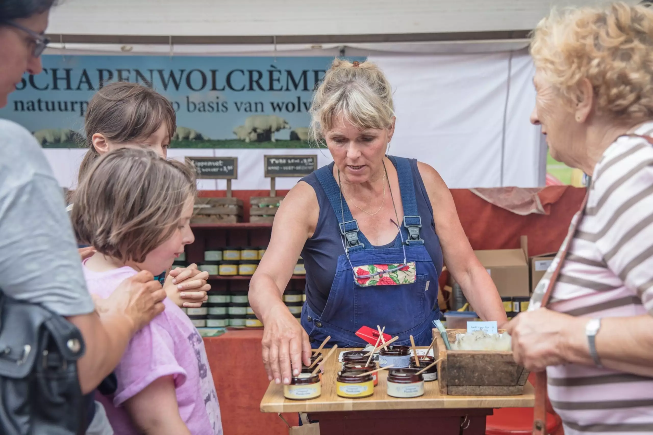 Noordkroon at the summer market in Den Burg