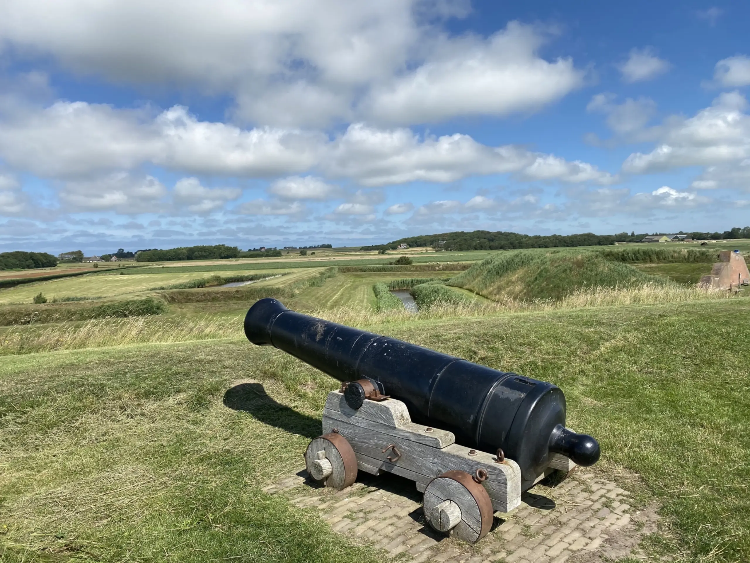 Kanon op Fort De Schans