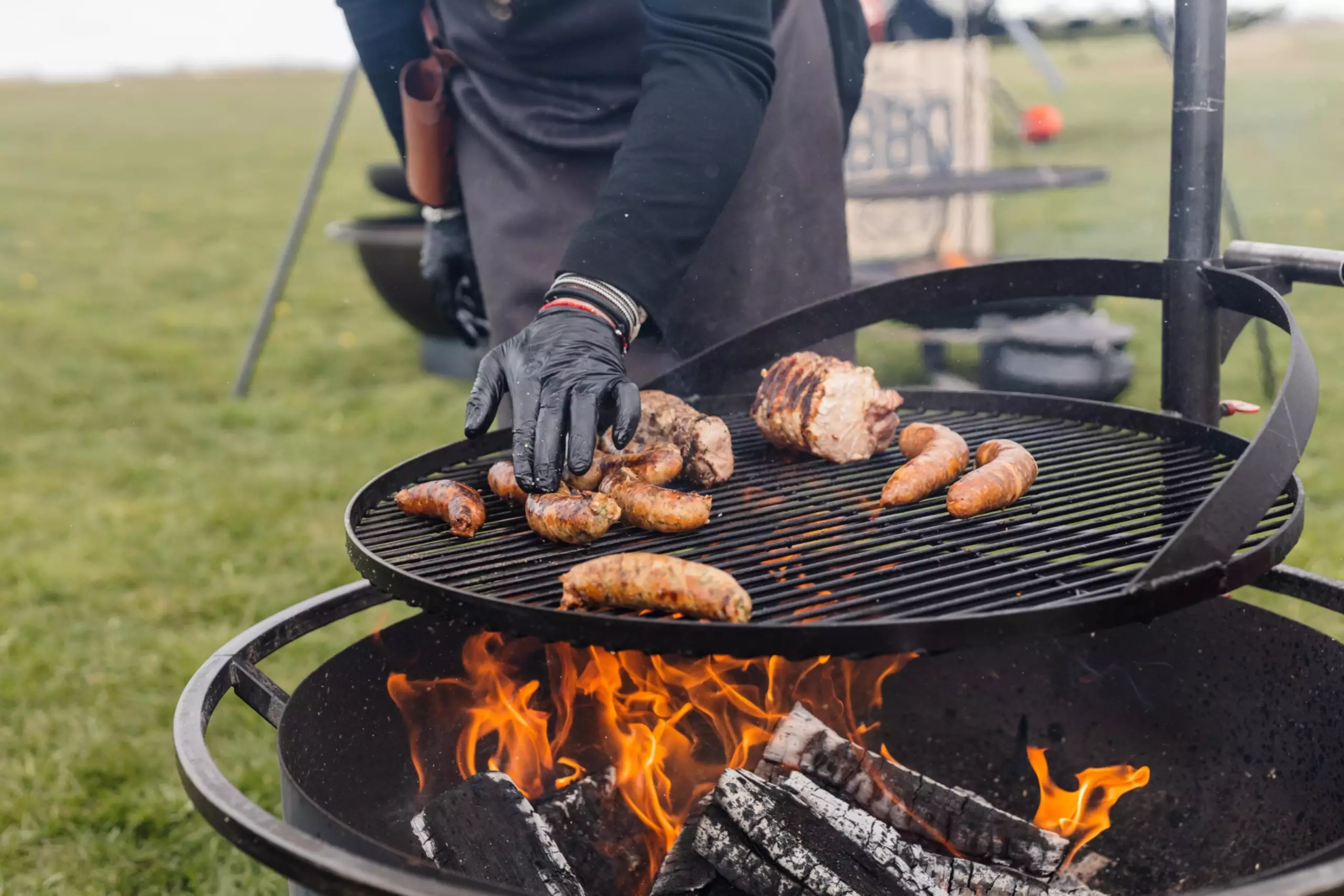 Worstjes van de BBQ tijdens de BBQ Battle min 1