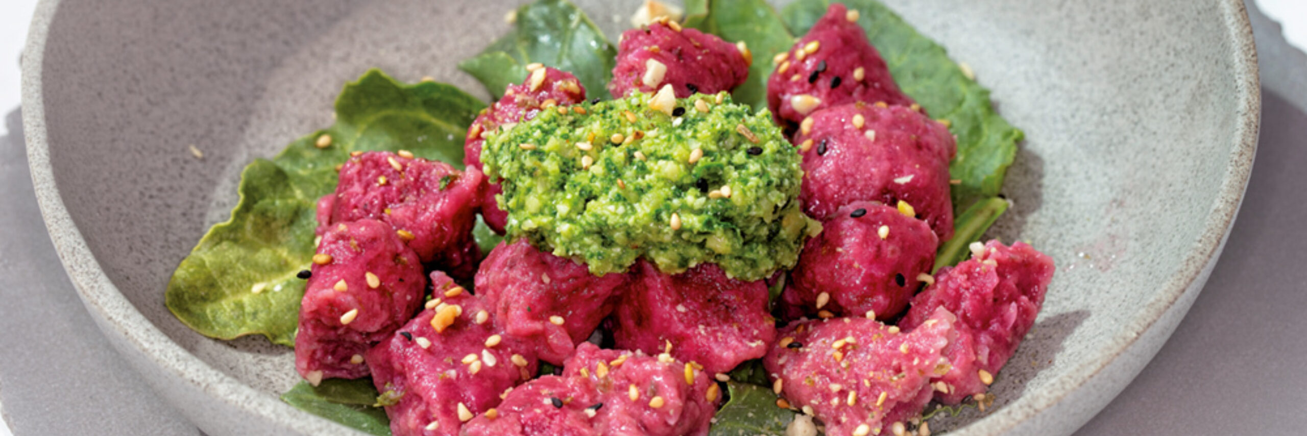 Gnocchi van rode biet