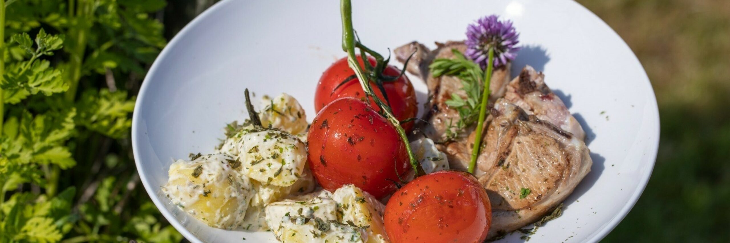 Recept voor gerecht lamskotelet met aardappel en tomaat