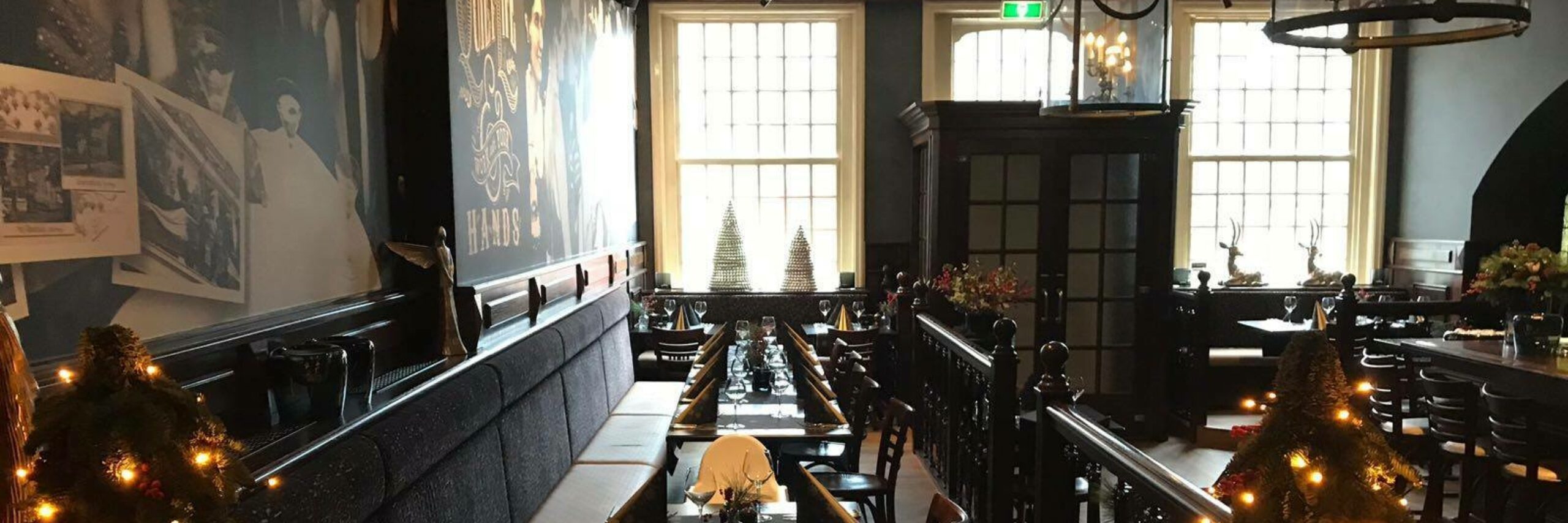 Kerstversiering bij restaurant Hotel de Lindeboom VVV Texel