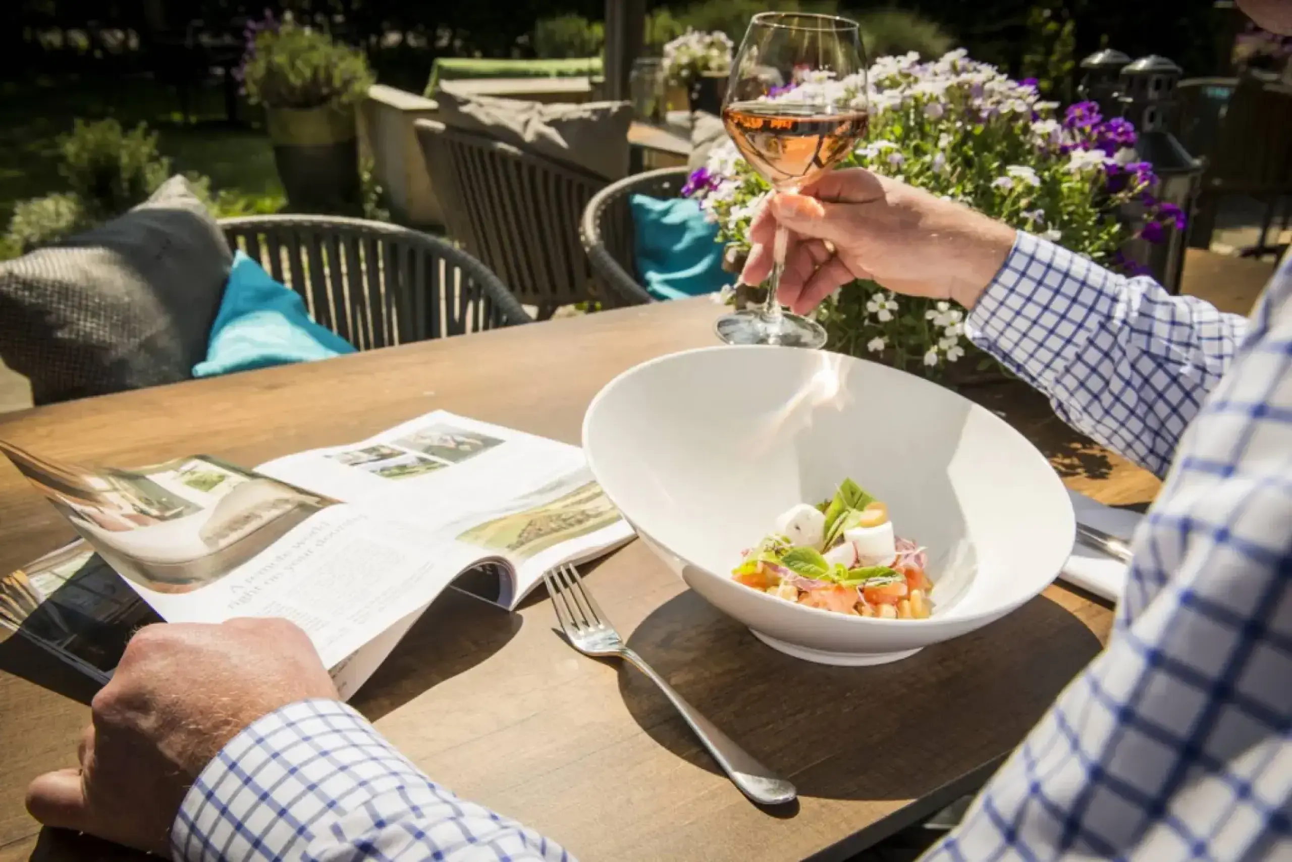 Op het terras bij Restaurant Floris