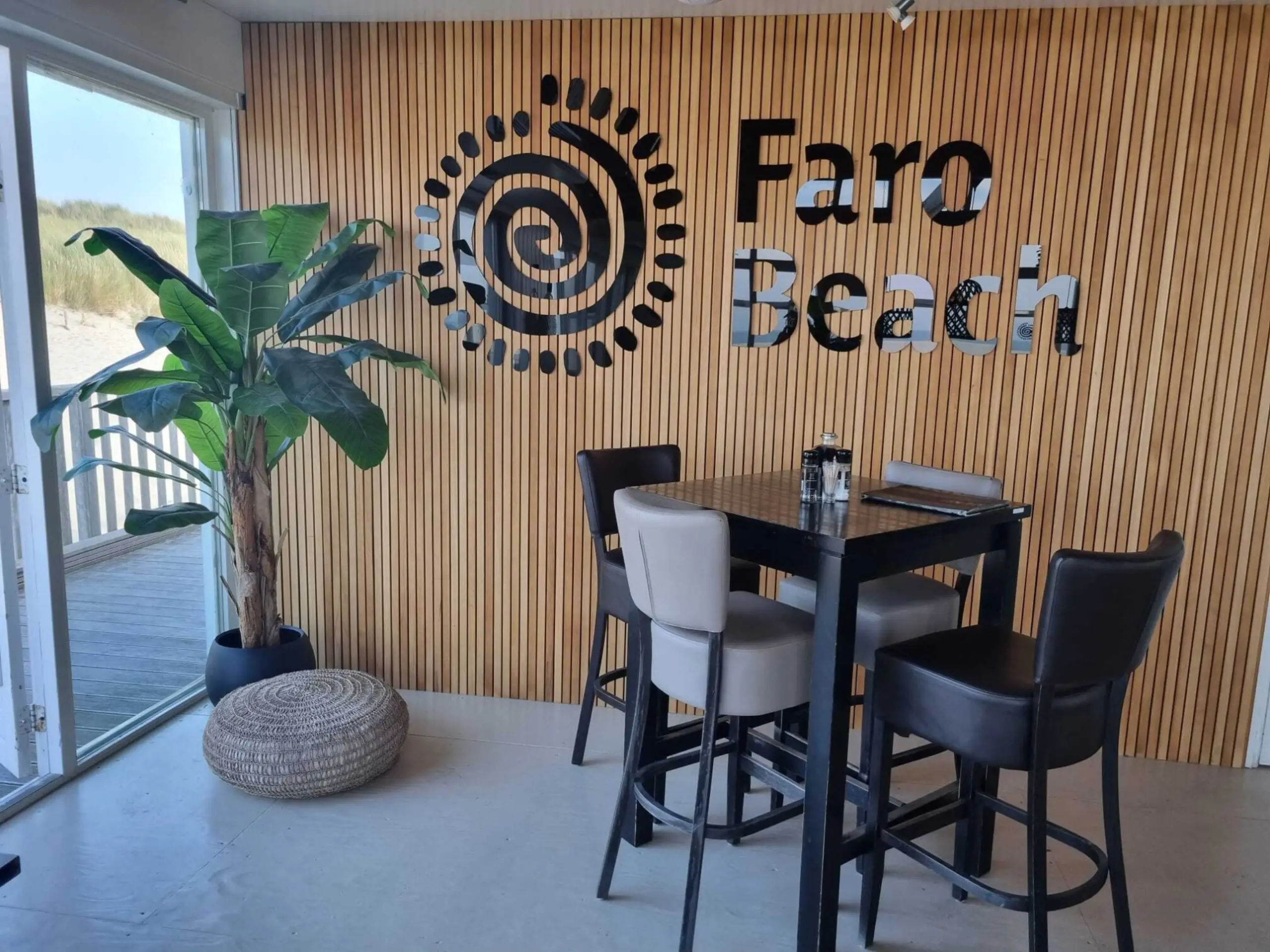 Faro Beach