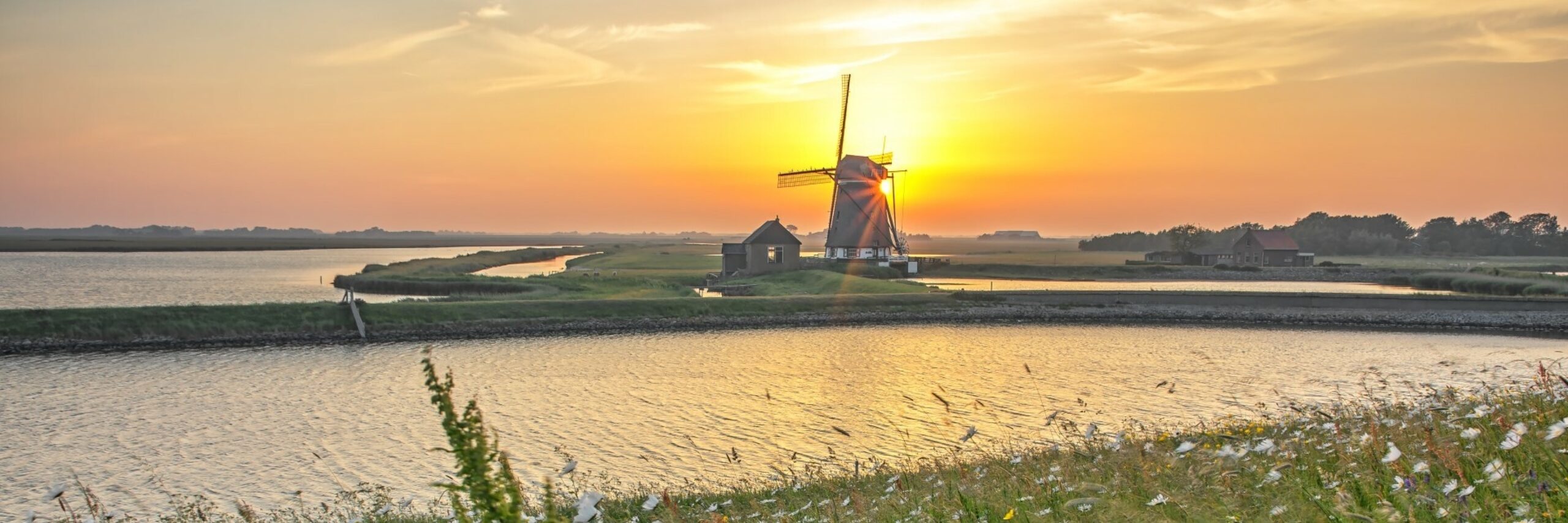Molen het Noorden mit Sonnenuntergang