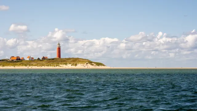 Vuurtoren vanaf de zee