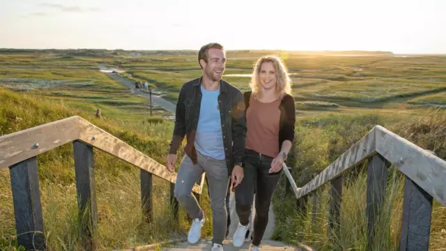 Stel op de trap van De Slufter