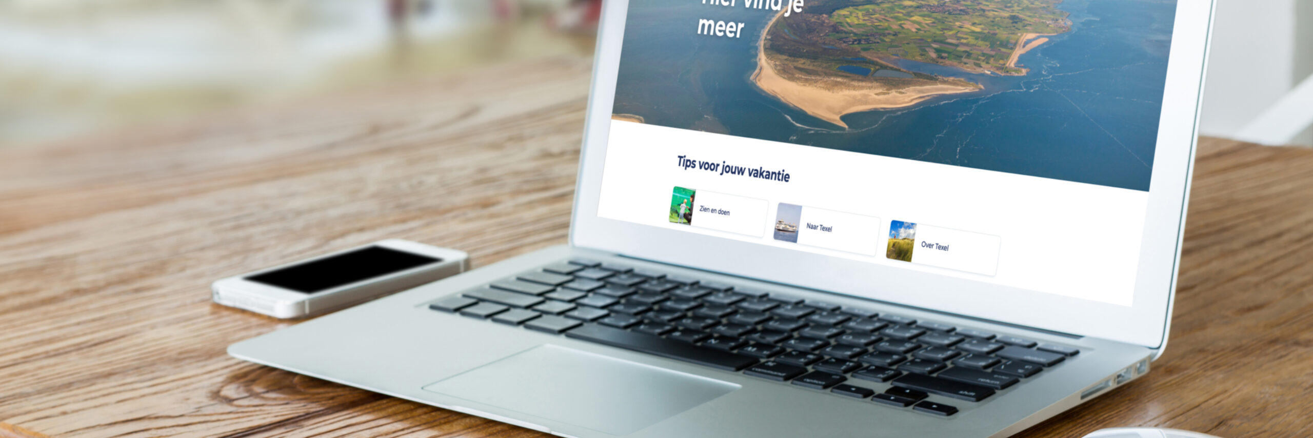 VVV Texel site laptop mockup