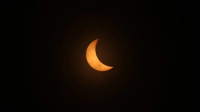 Zonsverduistering shutterstock 2514497389