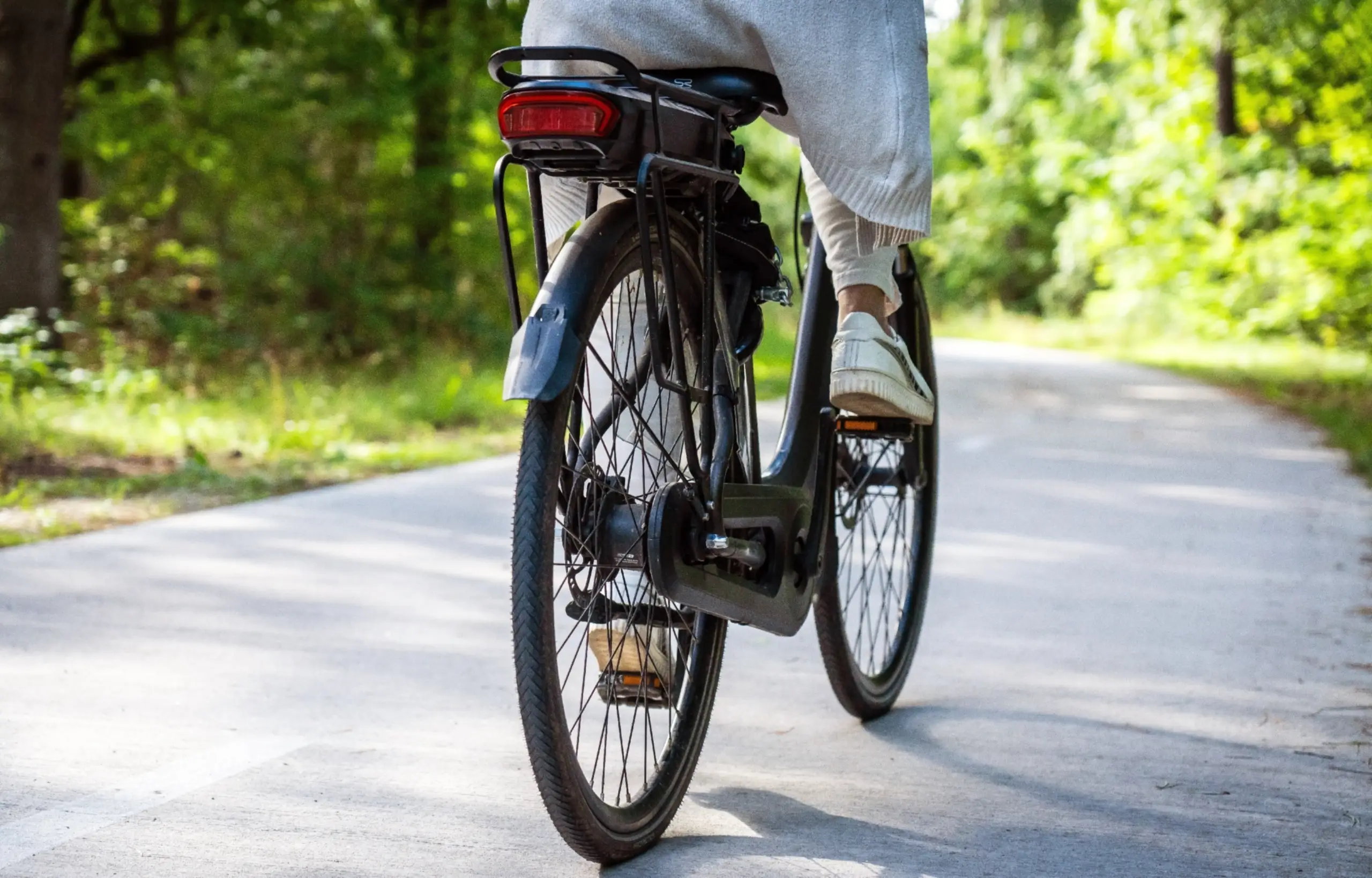 Fietsen in het bos